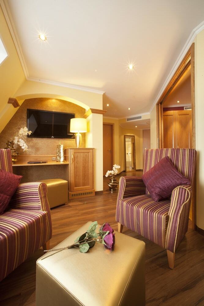 Hotel Kurcafe