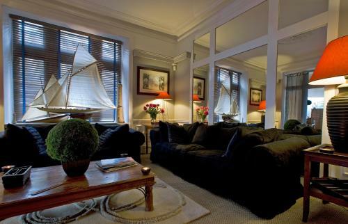 Hotel Le Petit H�tel Des Hortensias