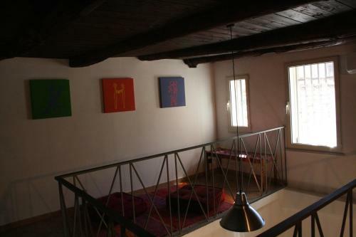 Apartment 25