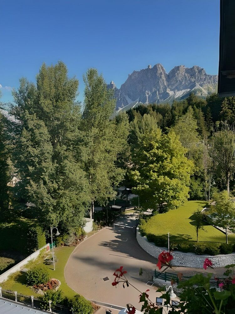 Hotel Cristallo