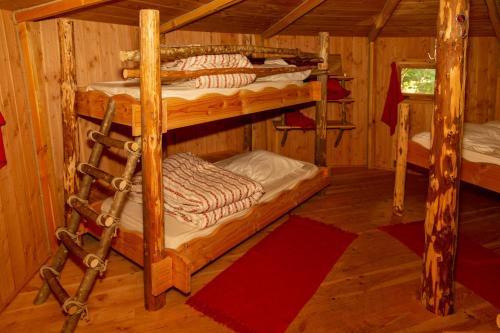 Hostal Cabanes Et Yourtes de La Vall�e de L'ance