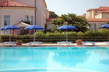 Apartamentos Principe Di Piemonte Resort