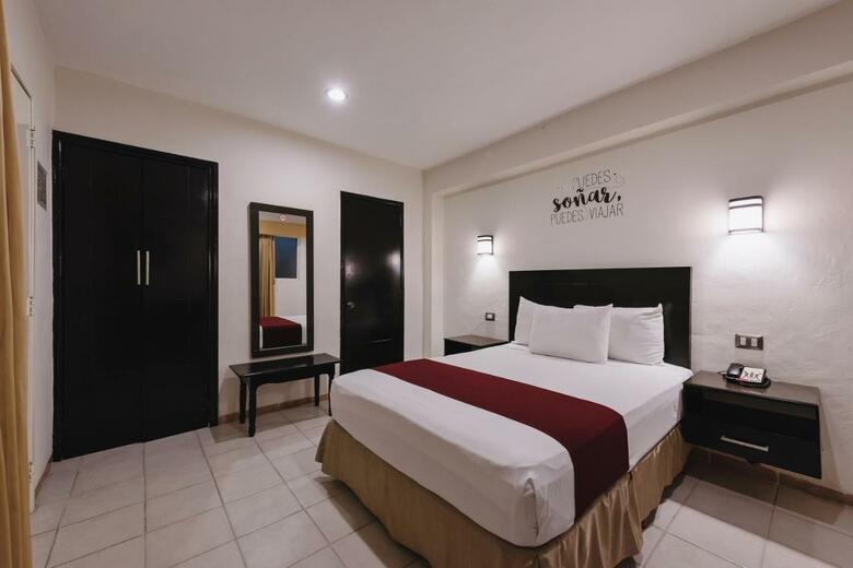Hotel Colonial De M�rida