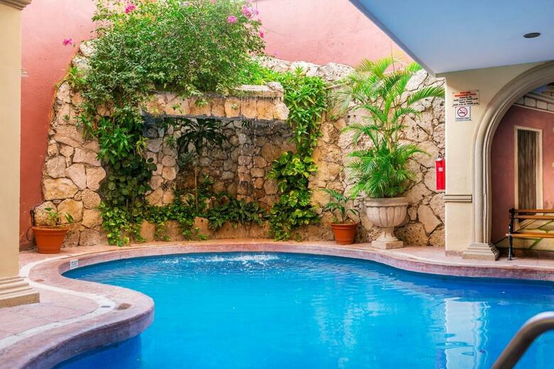 Hotel Colonial De M�rida