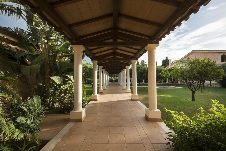 Hotel Lantana