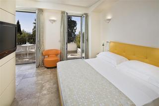 Hotel Melia Villa Capri