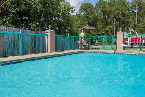 Motel Ramada Limited Ocean Springs