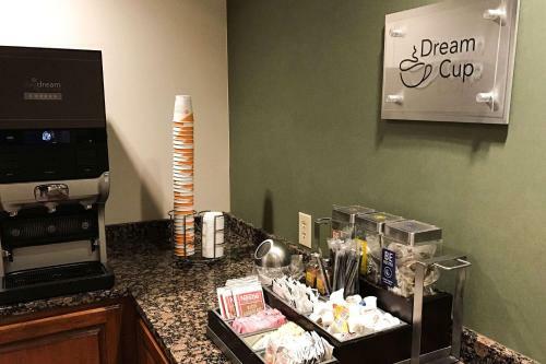 Hotel Sleep Inn & Suites Shepherdsville