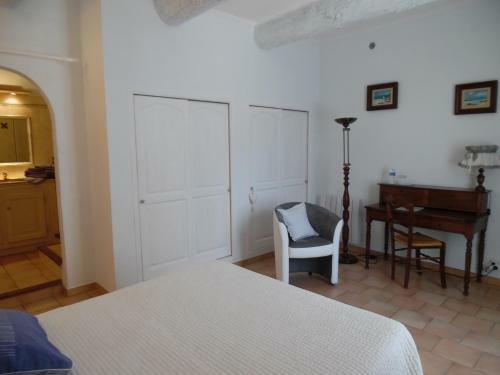 Bed & Breakfast Chambres D'h�tes Le Mas Du Platane