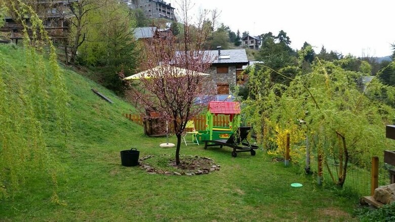 Albergue Xalet Refugi Pere Carn�