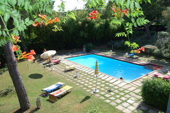 Aparthotel Residenze Al Colle Dei Pini
