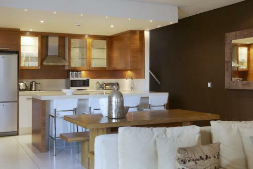 Apartamento Marine Square Luxury Holiday Suites