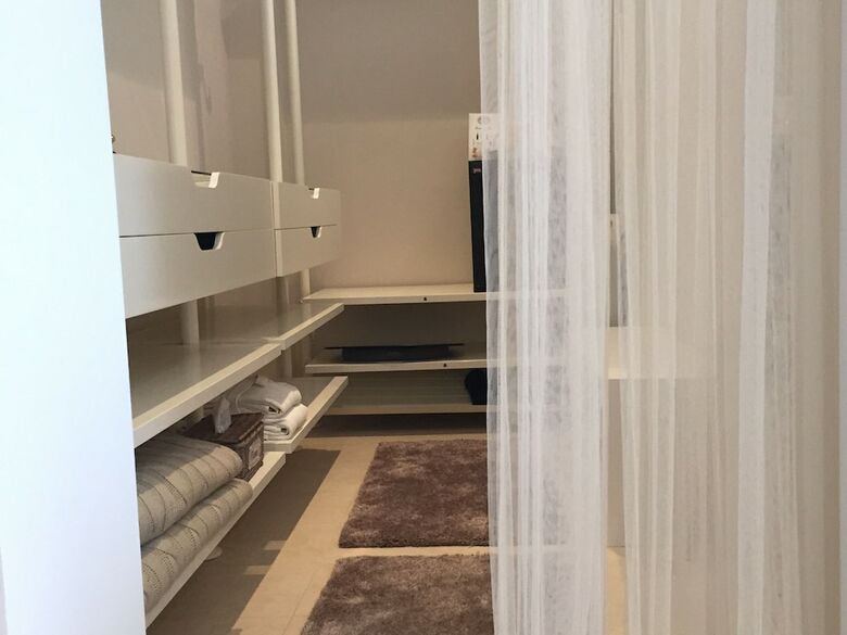 Hostal Montjuic Bed & Breakfast