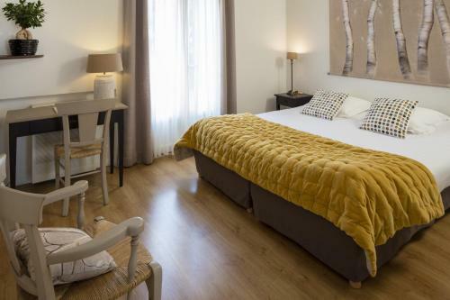Hotel La Cl� Des Champs