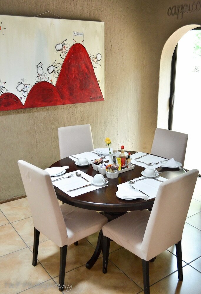 Bed & Breakfast Five A Morris