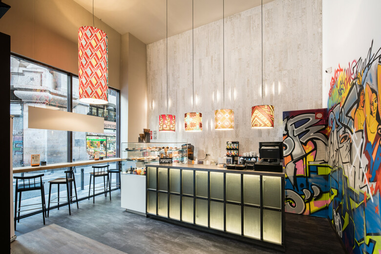 Hotel Catalonia Aviny�