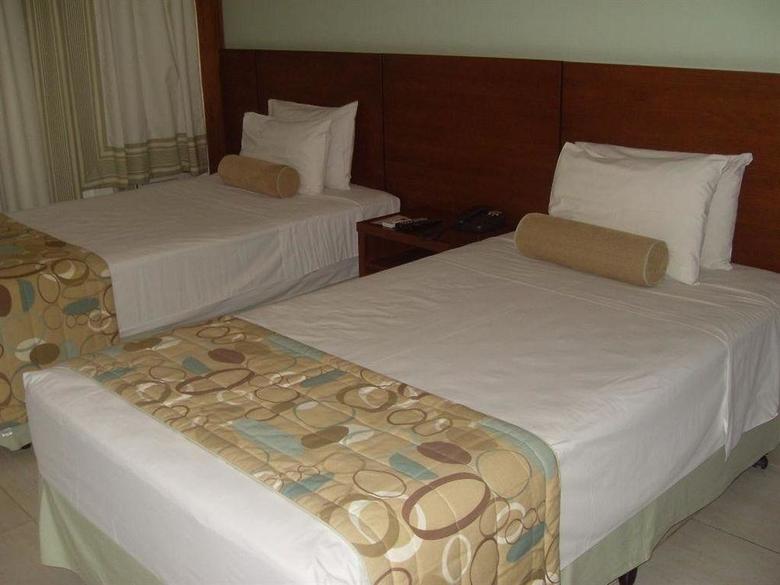 Hotel Copacabana Suites