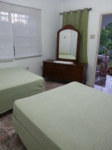 Hostal Polish Princess Guest House