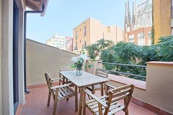 Ssa Sagrada Familia Apartments