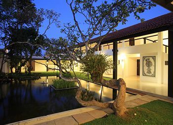Hotel Avani Bentota Resort & Spa