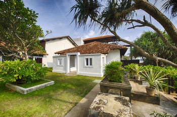 Hotel Avani Bentota Resort & Spa