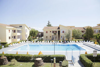 Apartamento Triton Villas Residence & Hotel