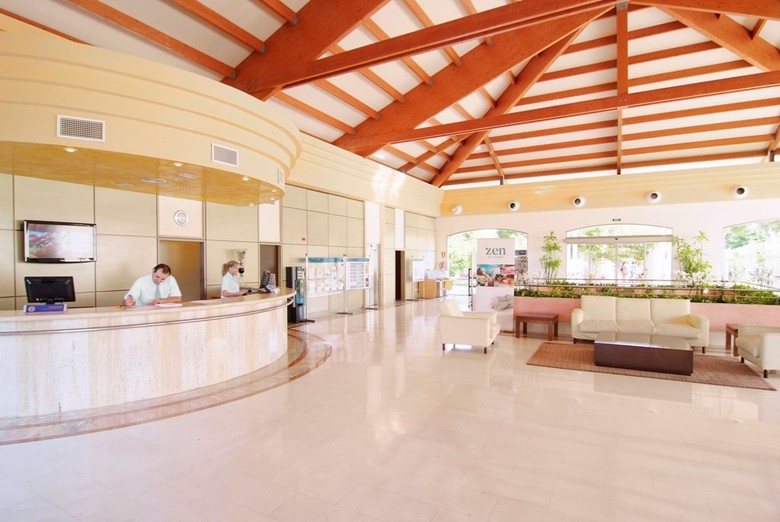 Aparthotel Zafiro Mallorca