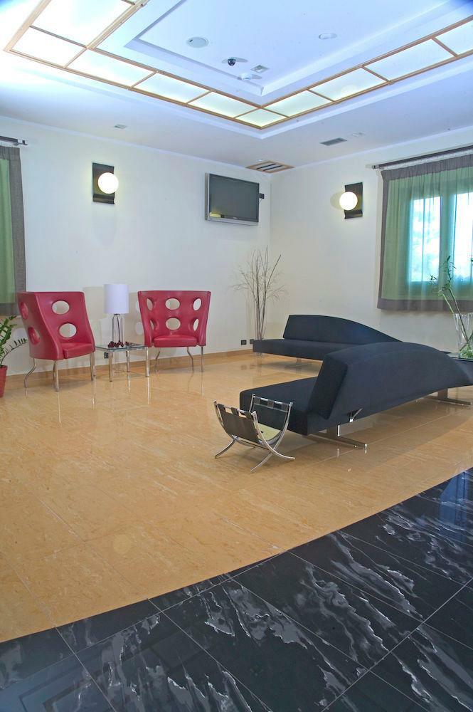 Cerri Hotel
