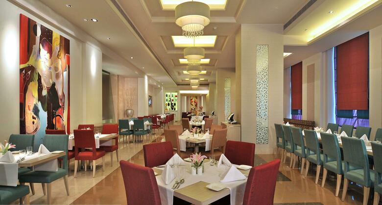 Hotel Radisson Hyderabad Hitec City