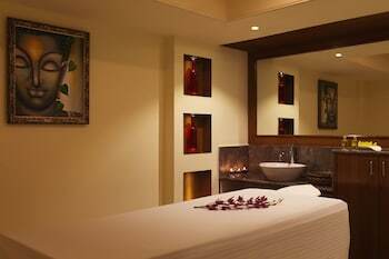 Hotel Lemon Tree Premier Jaipur