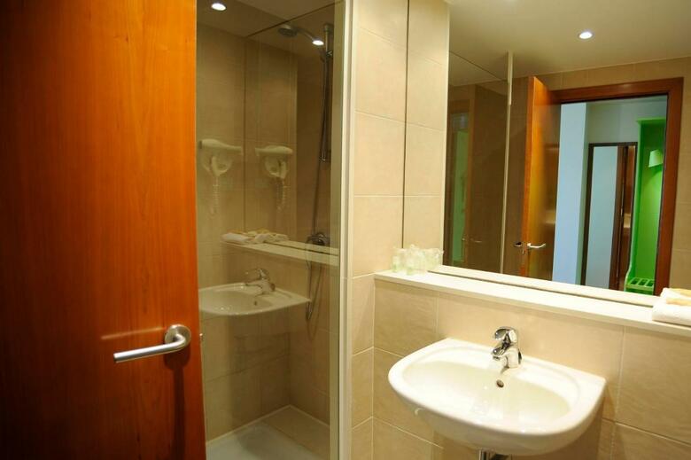 Hotel Travelodge Bcn Cornella Fira