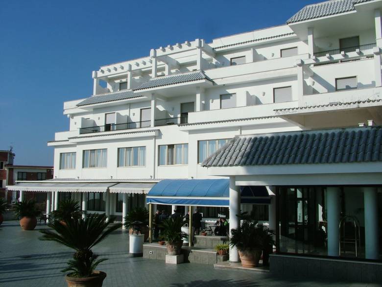 Hotel Mercure Napoli Sud Sakura