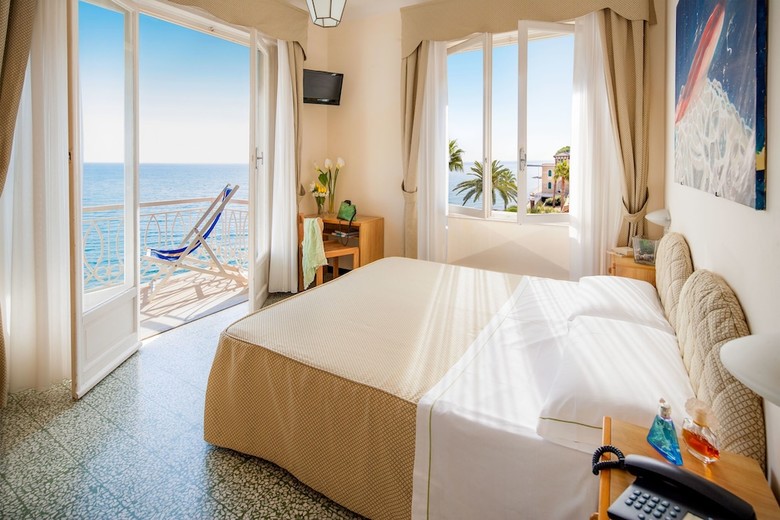 Hotel Golfo E Palme