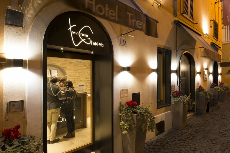 Hotel Trevi