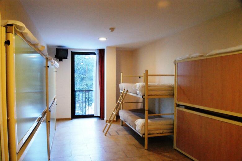 Hostal Abrigall Hostel Masella