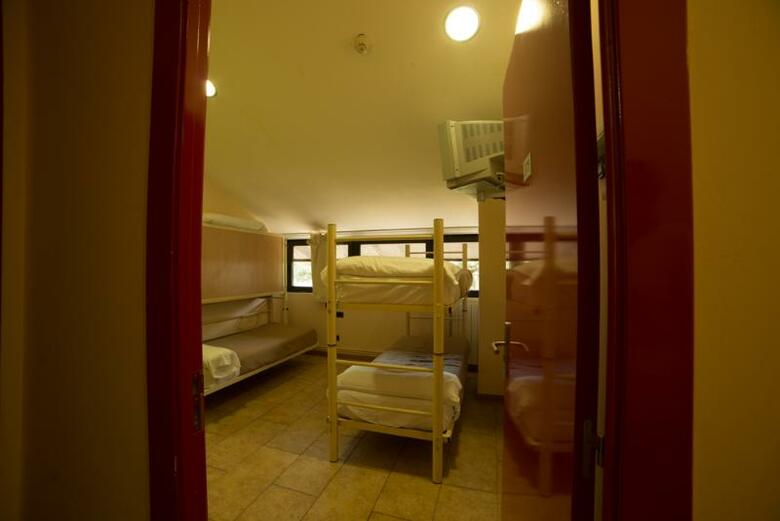 Hostal Abrigall Hostel Masella