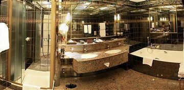 Hotel Palace Lake View & Spa