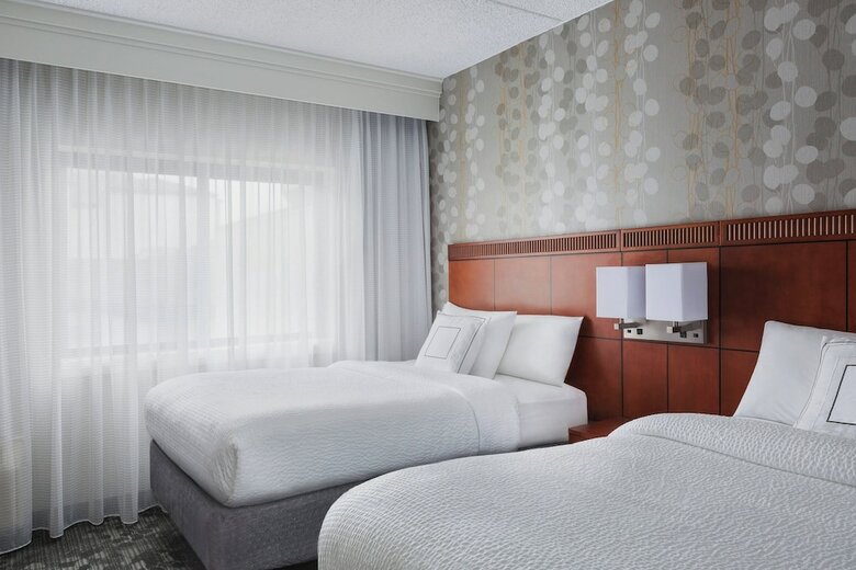 Hotel Courtyard By Marriott Philadelphia Willow Grove