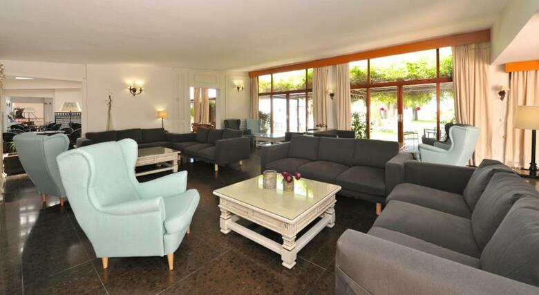 Hotel Salobre�a Suites