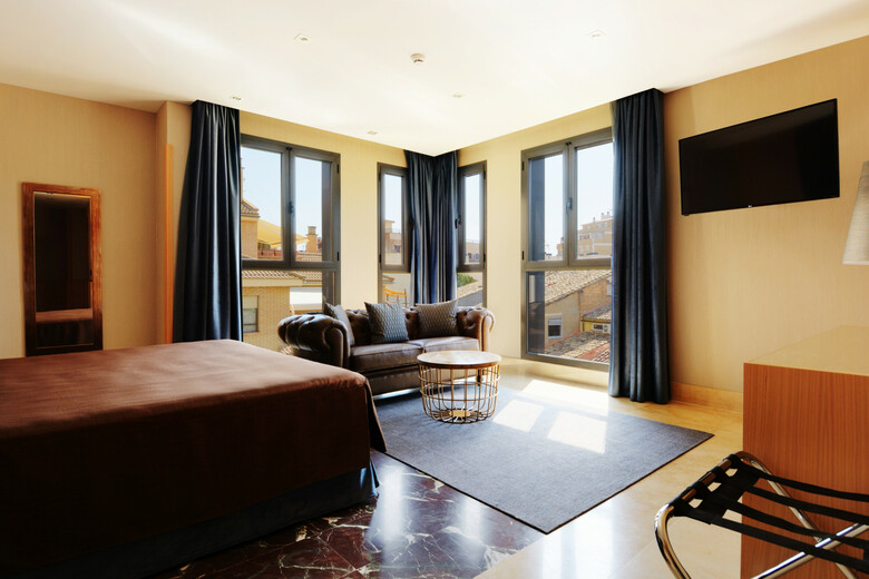 Hotel Pedro I De Aragon