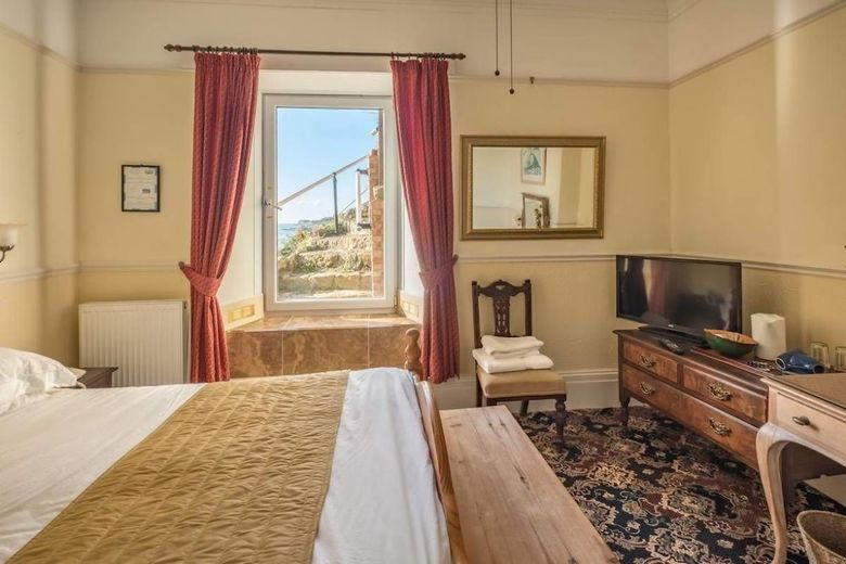 Bed & Breakfast Harbour View Hotel