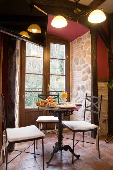 Hotel La Casa Del Puente