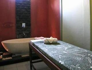 Hotel Sekar Nusa Resort