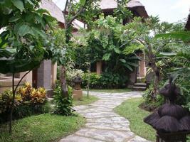 Hotel Sri Phala Resort And Villa