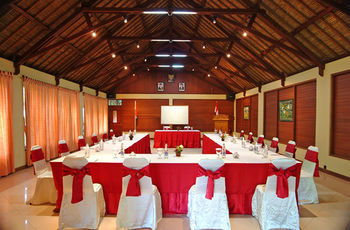 Hotel Santi Mandala Villa & Spa