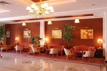 Red Royal Hotel