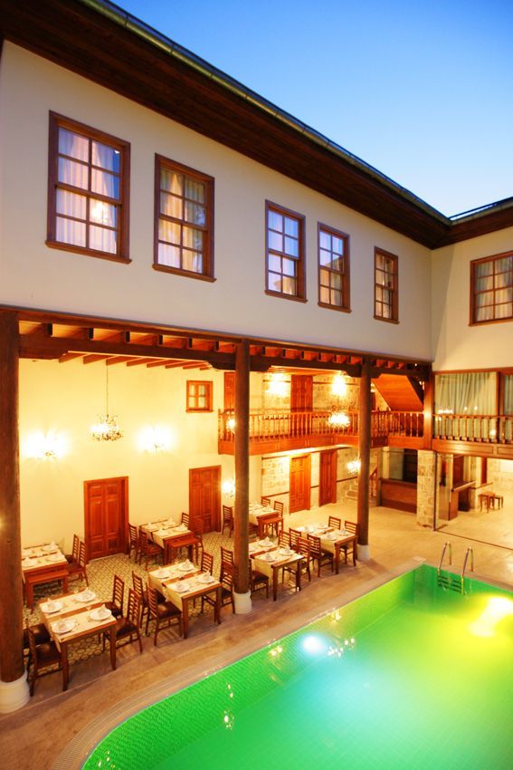 Mediterra Art Hotel