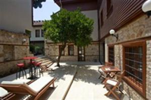 Mediterra Art Hotel