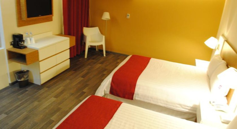 Hotel Howard Johnson Alameda