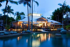 Hotel Rendezvous Reef Resort